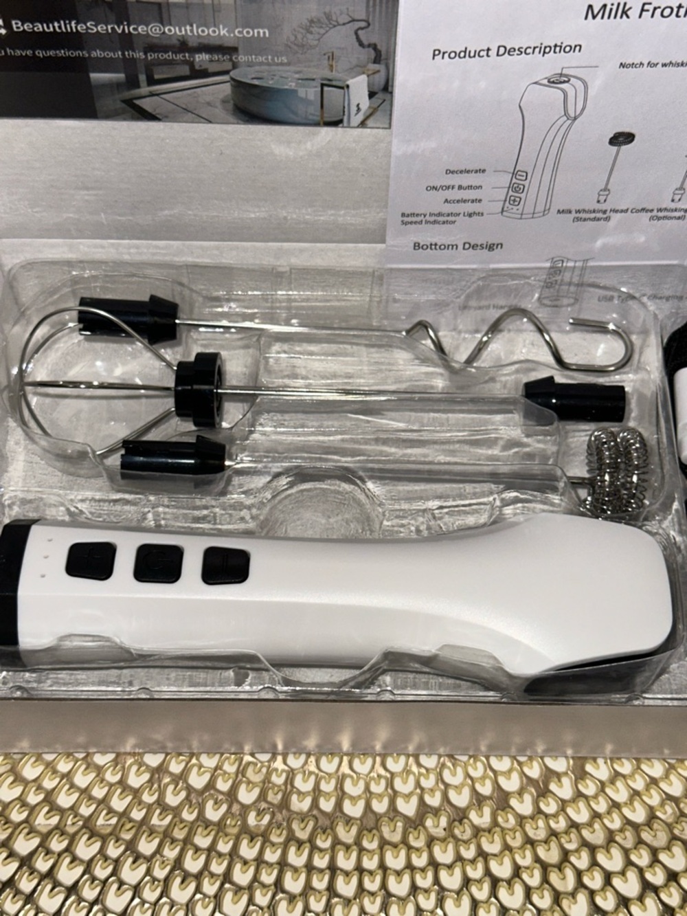 Electric Handheld Milk Frother - White - Picture 5 of 10